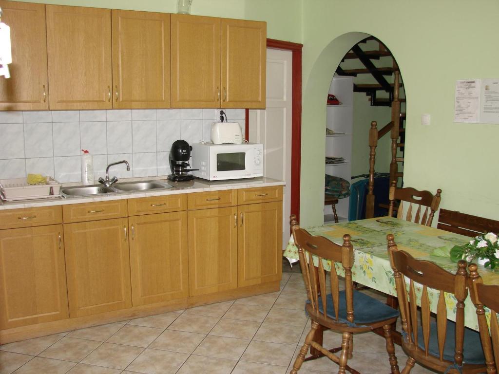 Benko Vendeghaz Hotel Kiskutas Zewnętrze zdjęcie